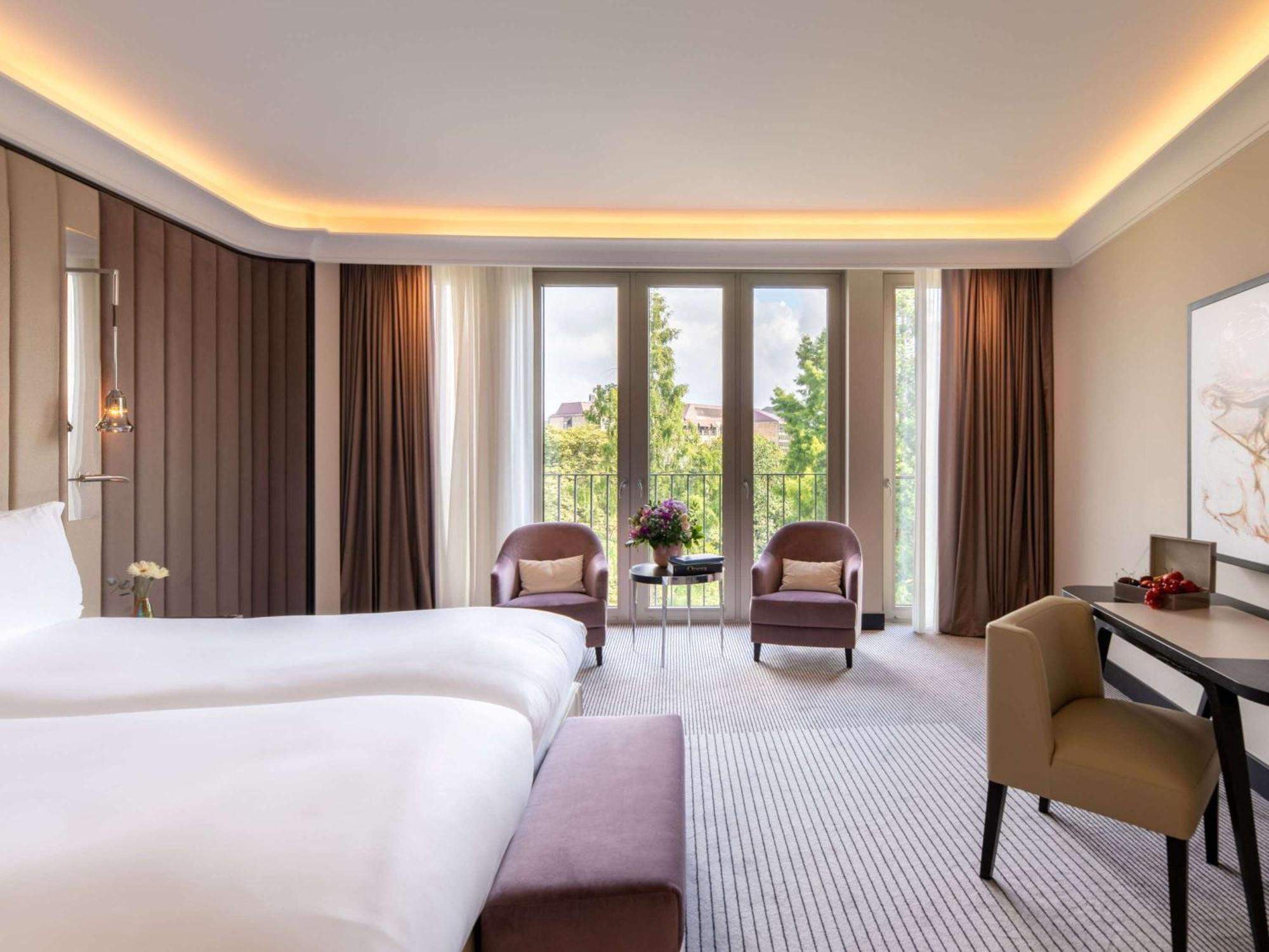 Hotel Sofitel Frankfurt Opera 5*